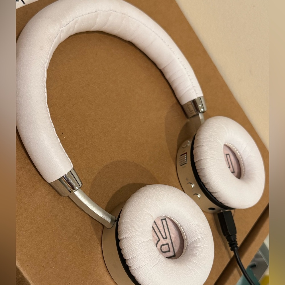 White and Silver Headphones Puro